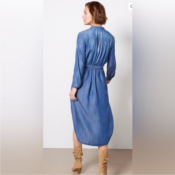 *NEW* Cloth & Stone x Evereve Curved Hem Shirt Dress - Picture 3 of 15